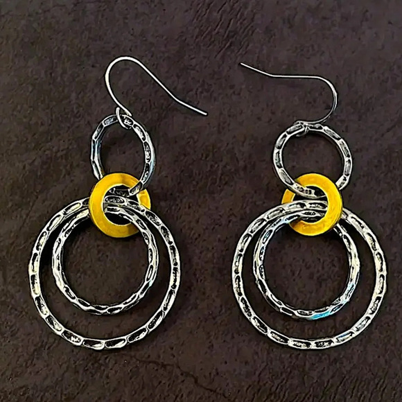 Circular Boho Geometric Earrings Gold and Silver Two atone - Picture 4 of 4